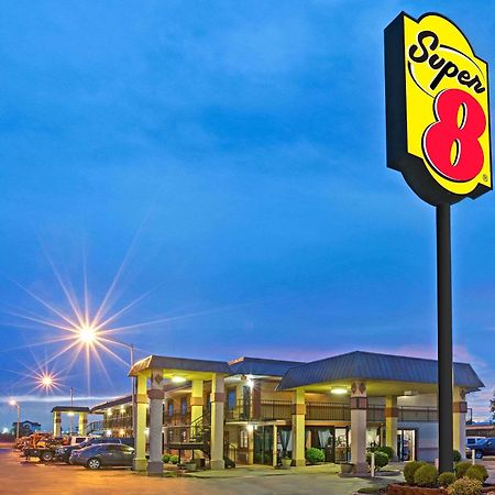 Hotel Super 8 By Wyndham Shawnee Exteriér fotografie