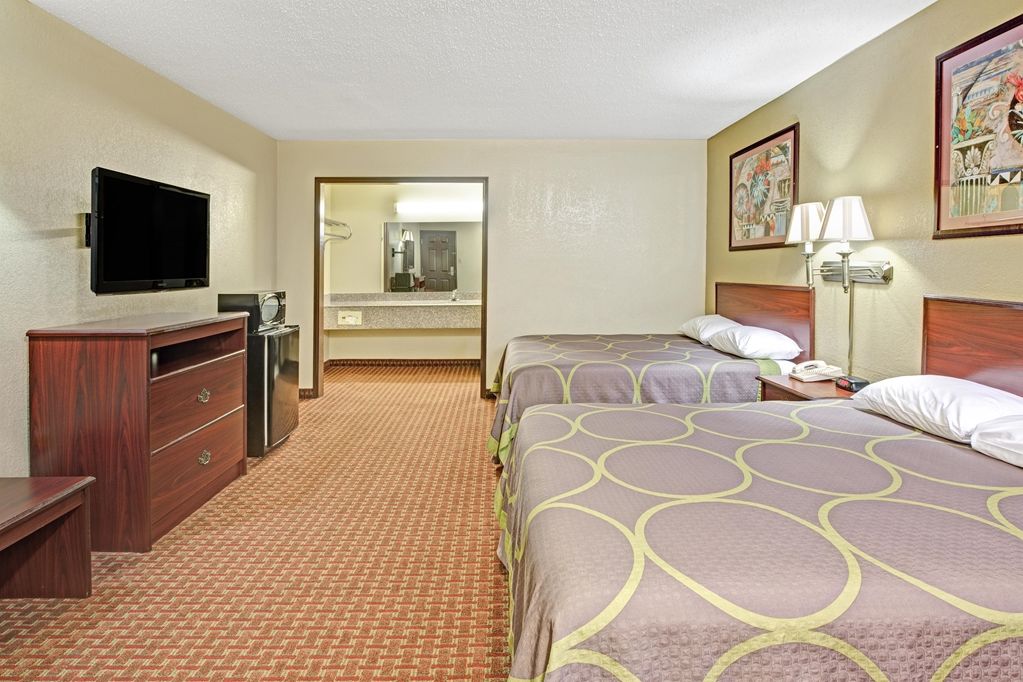 Hotel Super 8 By Wyndham Shawnee Pokoj fotografie