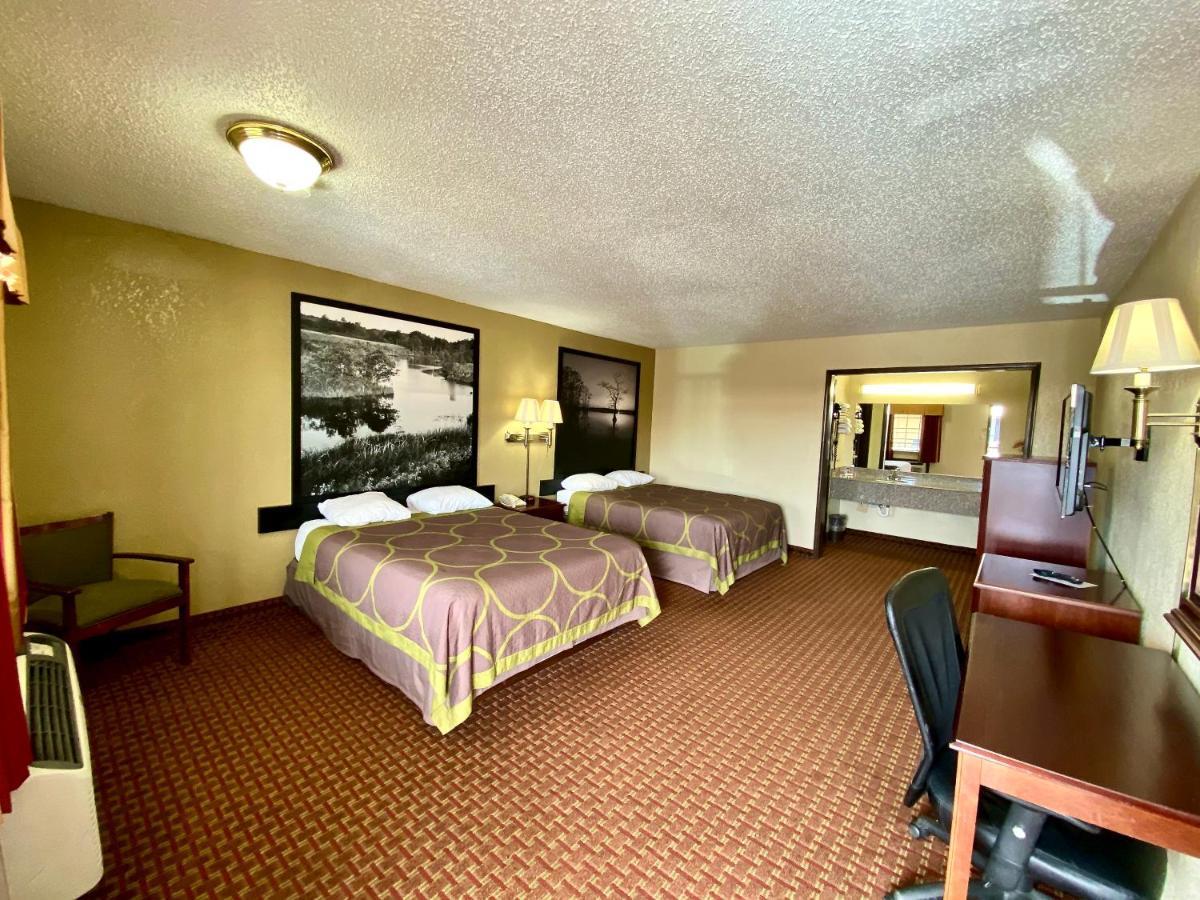 Hotel Super 8 By Wyndham Shawnee Exteriér fotografie