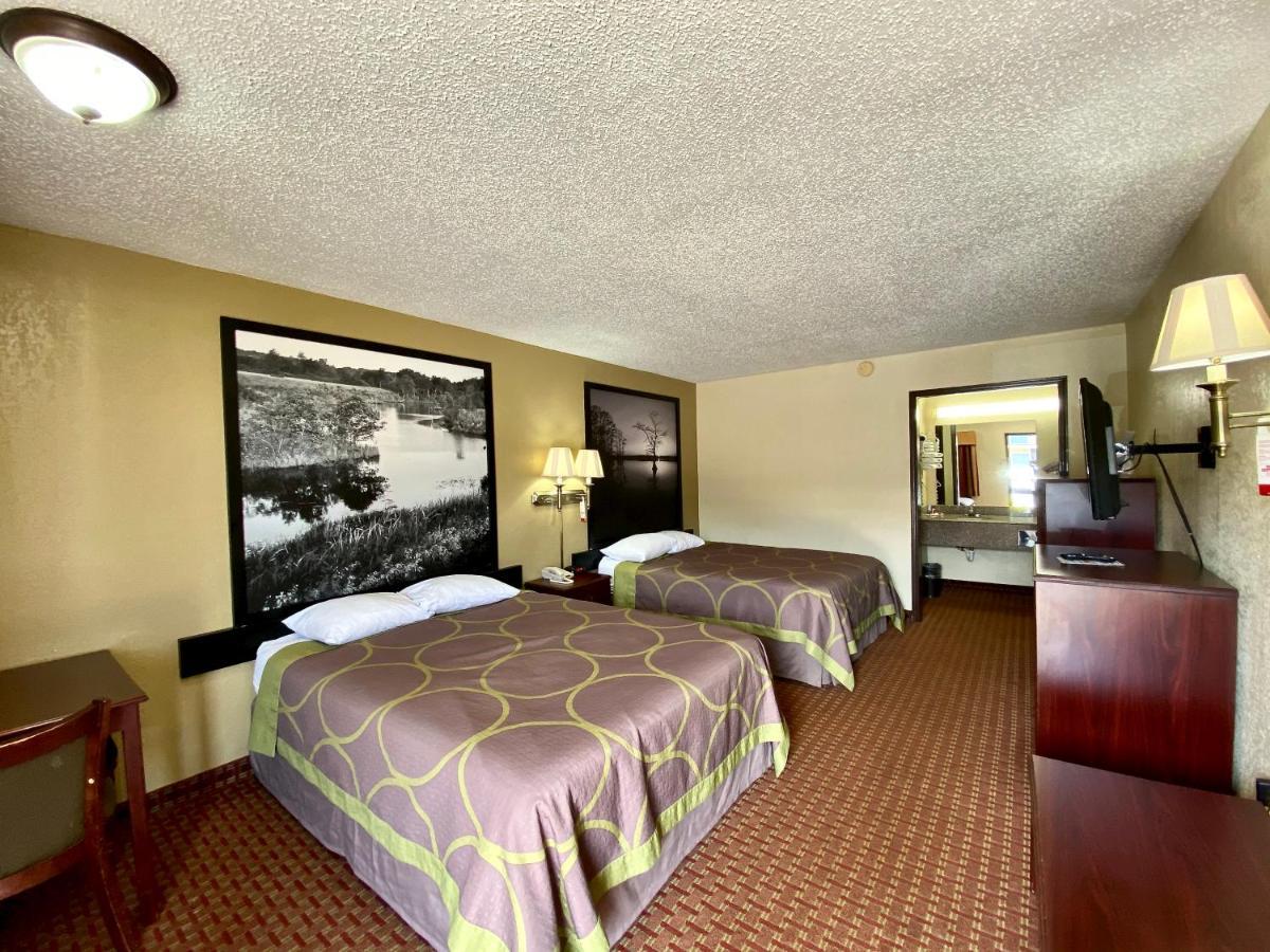 Hotel Super 8 By Wyndham Shawnee Exteriér fotografie